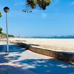 Elise Sun Daire Cambrils